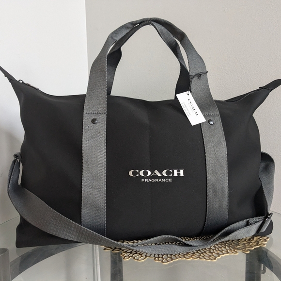 Coach - Picture 4 of 11